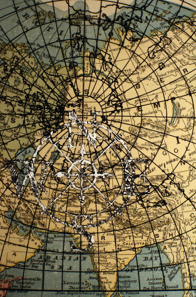 三个男人的边境行走封面